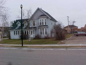 Foto principal - 1021 Lake Ave