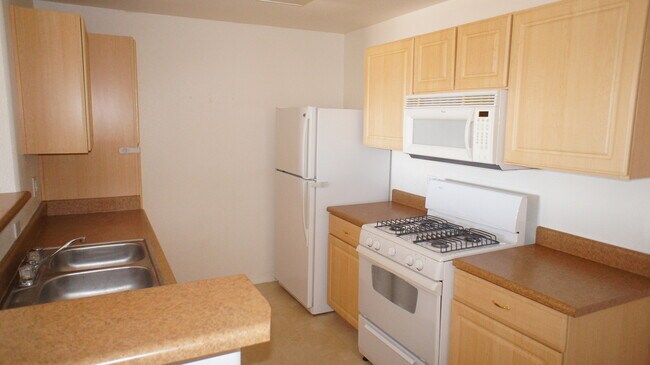 Foto del edificio - NORTHWEST 2 BEDROOM, 2 BATHROOM CONDO, ALL APPLIANCES INCLUDED!