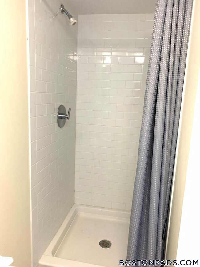 Foto del edificio - 8 Winter St