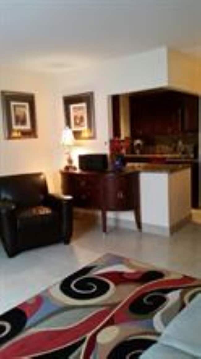 Foto del edificio - 2261 NE 67th St