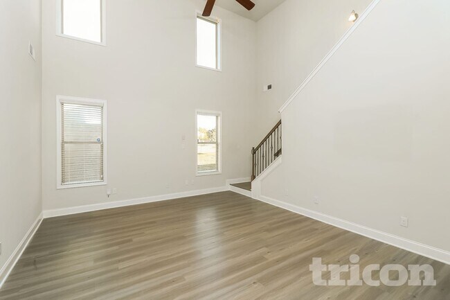 Foto del edificio - 156 Limerick Wy