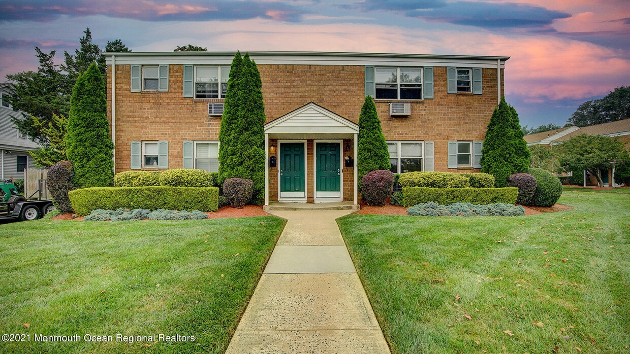 728 Greens Ave Unit 4, Long Branch, NJ 07740 Condo for Rent in Long