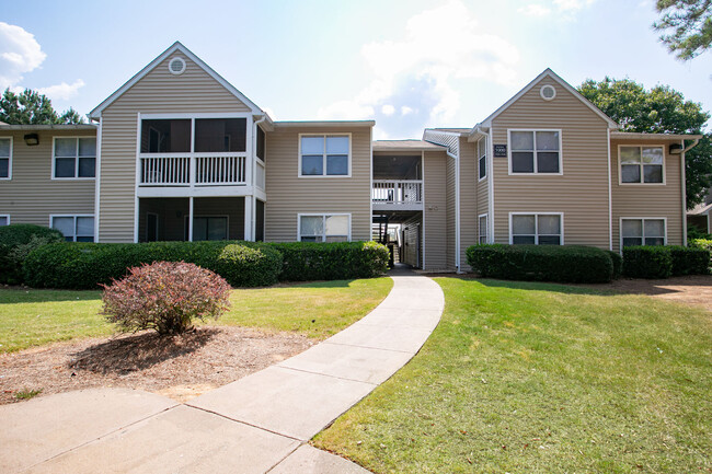 Foto del edificio - Rosewood Apartment Homes