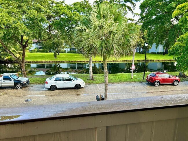 Foto del edificio - 875 NW 80th Terrace