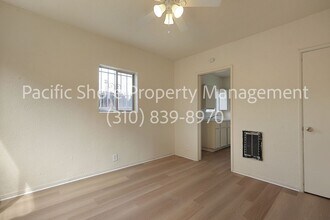 Building Photo - 839 Bartlett St