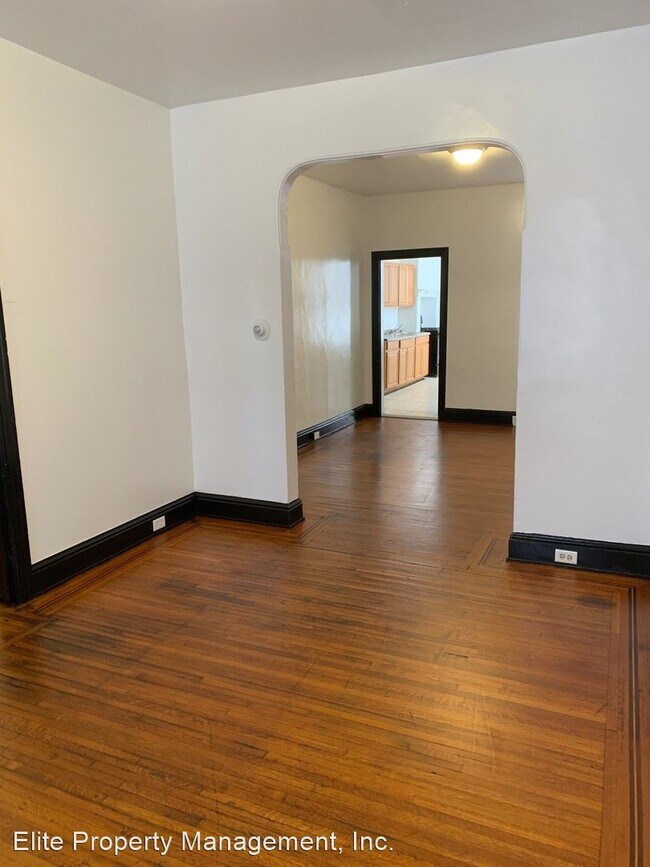 Foto del edificio - 4 br, 1.5 bath House - 350 Reinecke Pl.