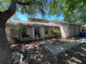 Building Photo - 6210 Welles Creek Dr