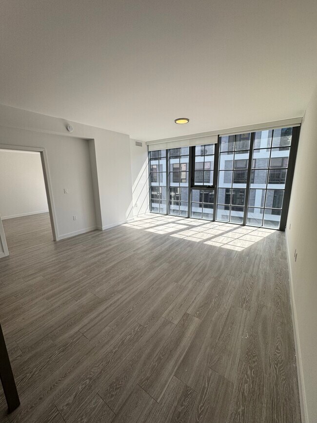 Sala de estar - 32 NW 27th St