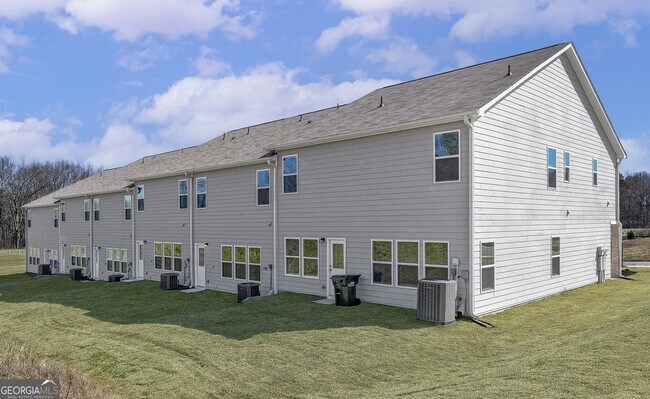 Foto del edificio - 3983 Hidden River Ln