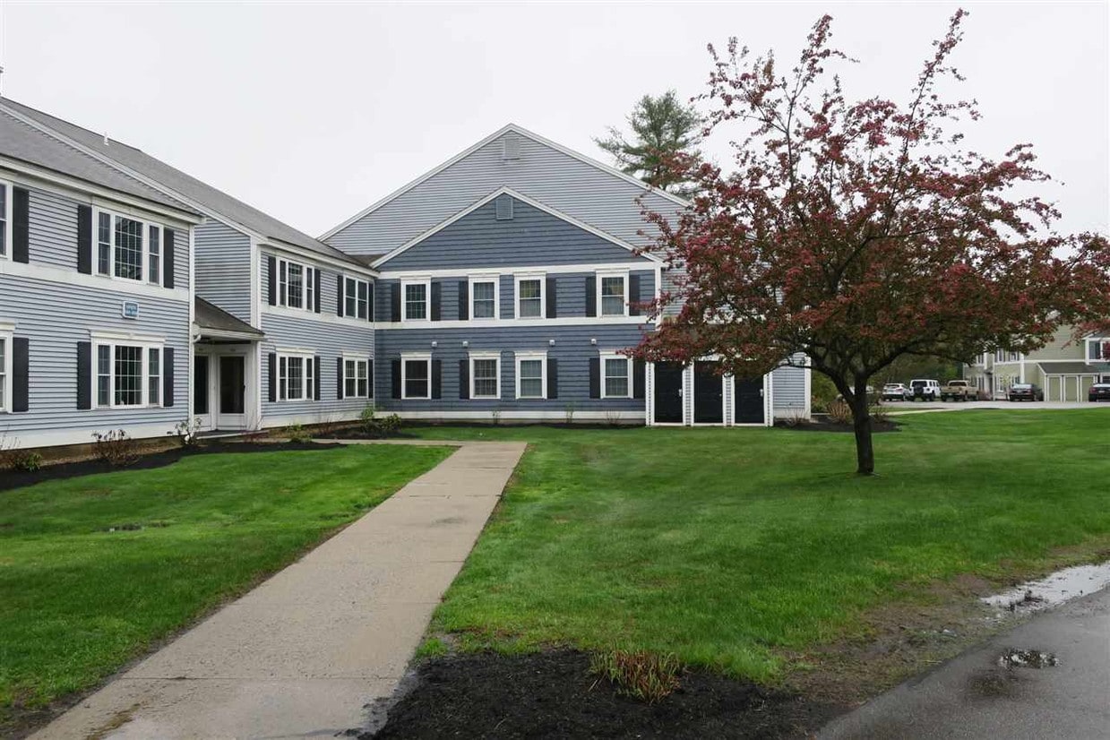 Primary Photo - 604 Springbrook Cir