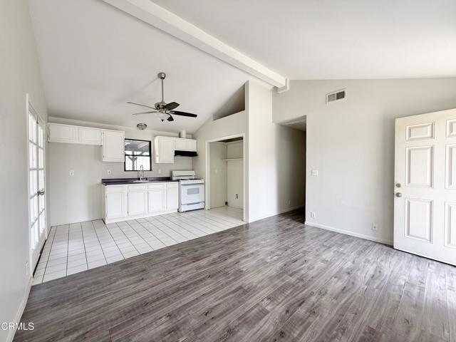 Foto del edificio - 513 N Main St