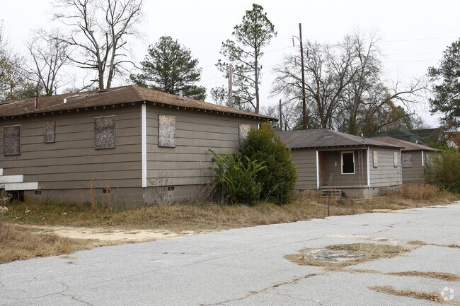Building Photo - Cherokee Village Apartments