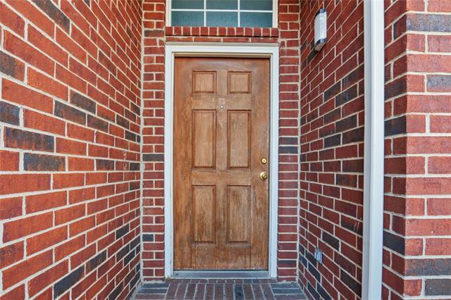 Building Photo - 728 Dandelion Dr