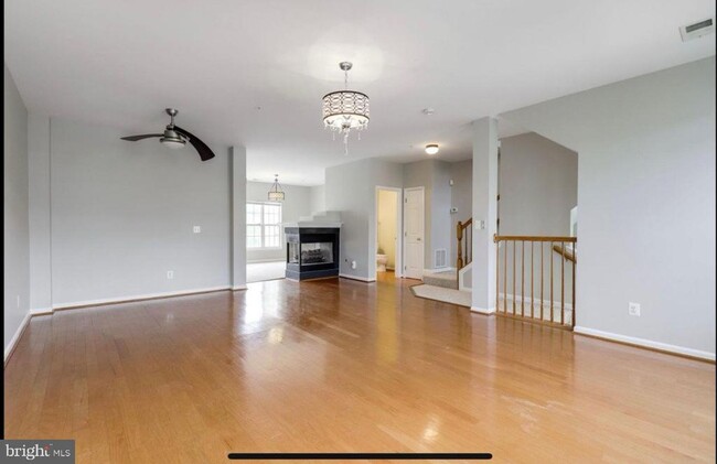 Foto del edificio - 5131 Anchorstone Dr