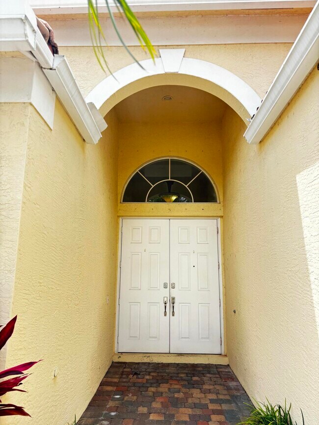 Foto del edificio - 2679 SE Castle Pine Pl