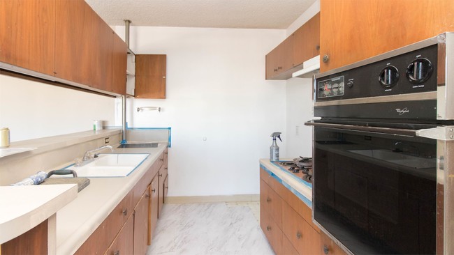 Foto del edificio - 4530 E 4th St