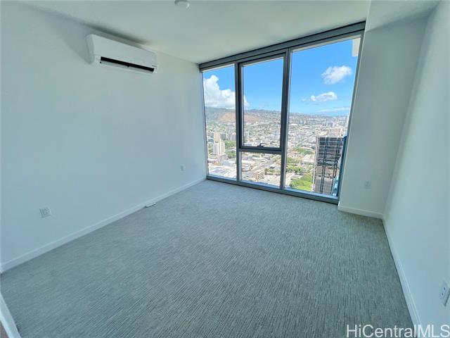 Building Photo - 1515 Liona St