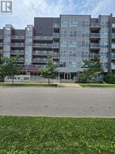 Building Photo - 251-251 Hemlock St