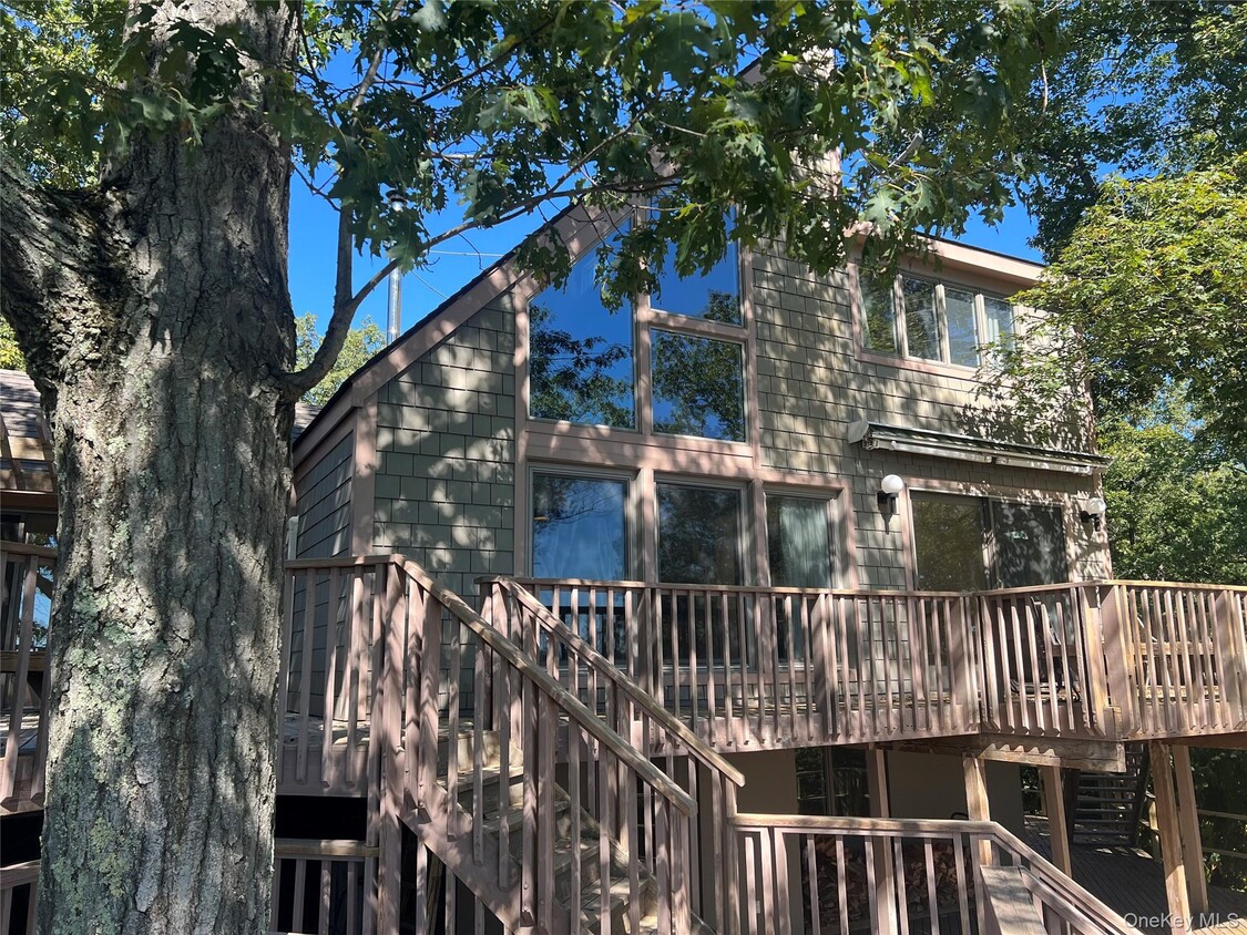 Foto principal - 76 Whippoorwill Pond Rd