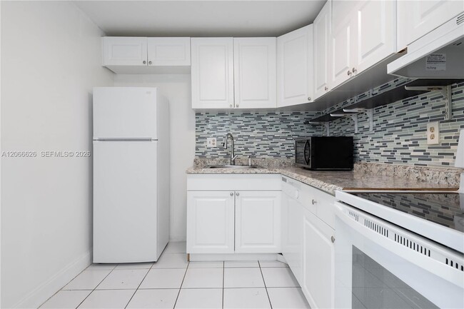 Photo - 16751 NE 9th Avenue Unit 401 Apartment