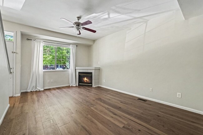 Photo - Bright Littleton Townhome with Vaulted Ceilings & Fireplace