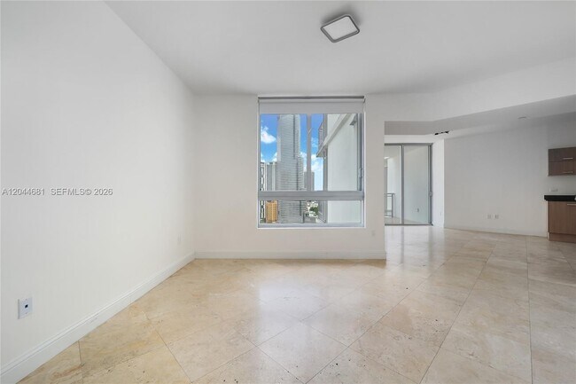 Foto del edificio - 350 S Miami Ave