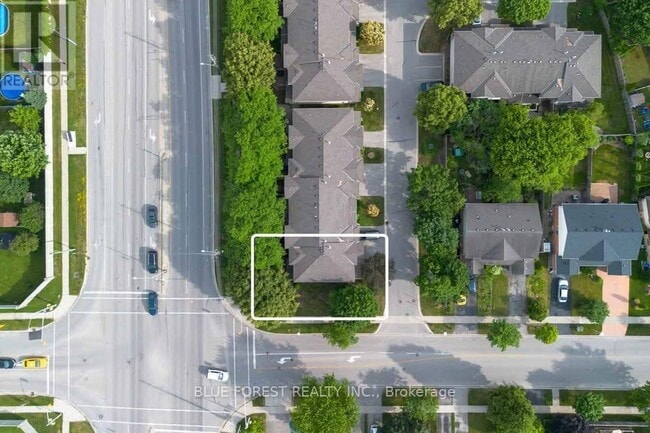 Building Photo - 155 Killarney Rd