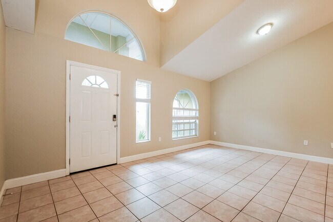 Foto del edificio - 264 Daisy Estates Dr
