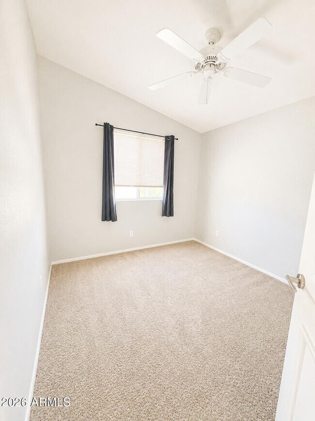Foto del edificio - 4917 W Behrend Dr