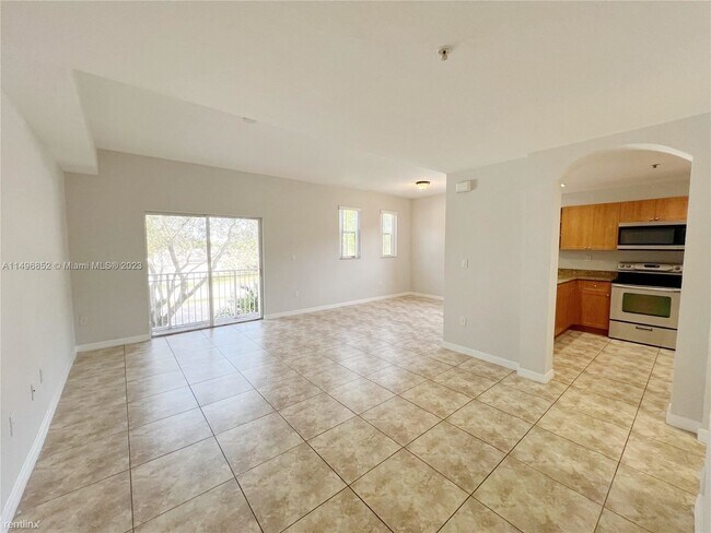 Foto del edificio - 3 br, 2 bath House - 8933 NW 107th Ct Unit...