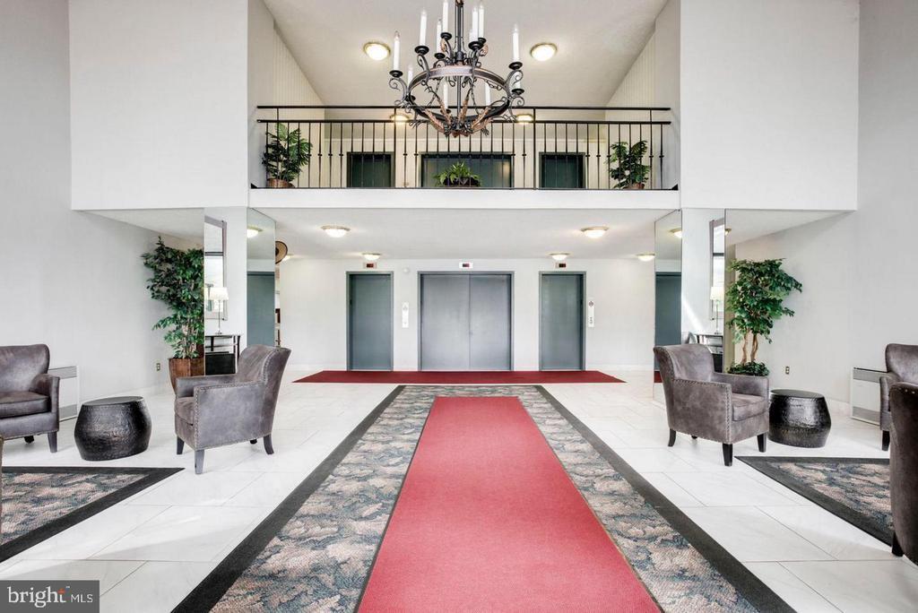 Foto principal - 2059 Huntington Ave