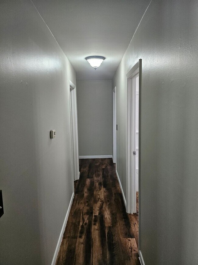 Building Photo - 4 bed house in Chandler  with garage and f...