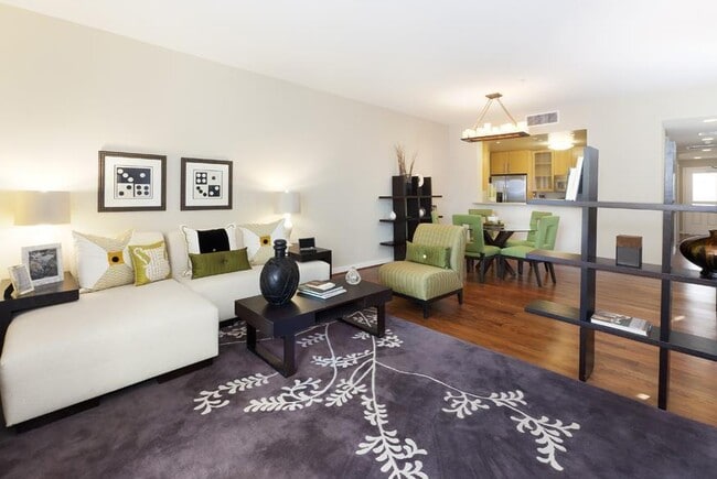 Building Photo - 20 S 2nd St