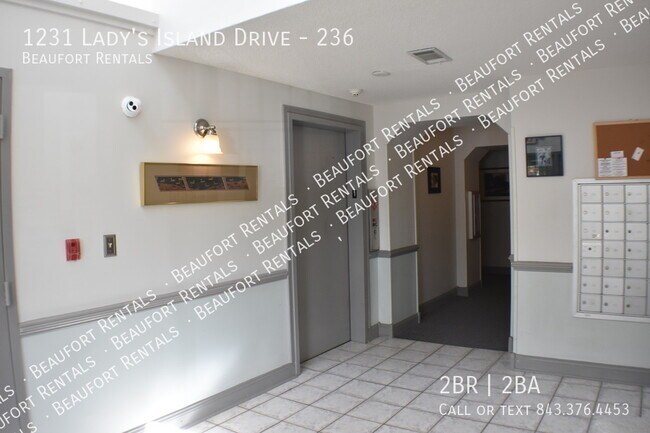 Building Photo - 1231 Lady's Island Drive