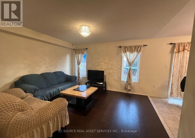 Building Photo - 181 Norland Cir