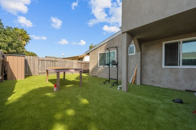 Building Photo - 5338 Hewlett Dr