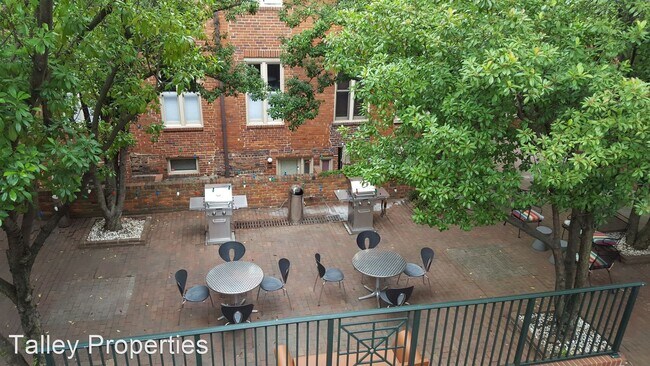 Building Photo - 1 br, 1 bath House - 229 N Poplar Street U...