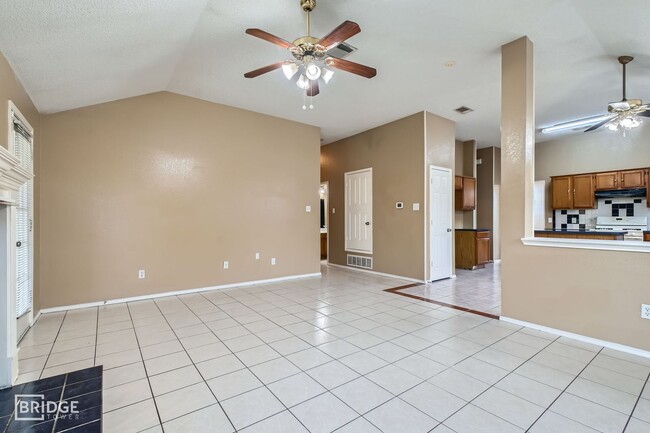 Building Photo - 1354 Mill Crossing