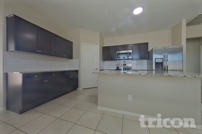 Foto del edificio - 29300 W Clarendon Ave