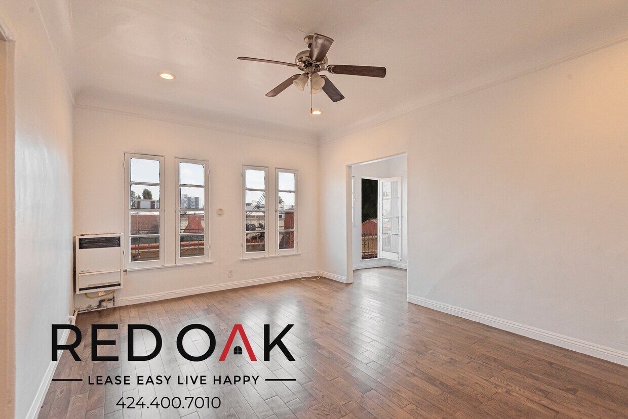 Foto principal - 706 N St Andrews Pl