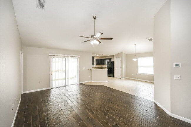 Building Photo - 3258 Hidden Meadows Ct