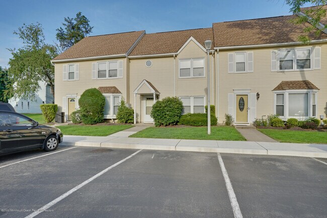 Building Photo - 9 Heritage Terrace