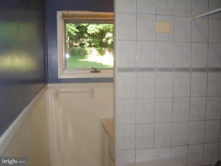 Building Photo - 108 McCormick St