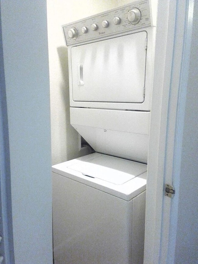 Interior Photo - AMG Townhomes