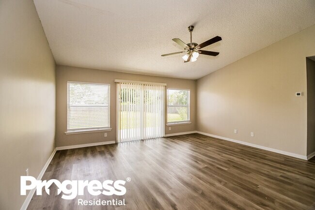 Building Photo - 3205 Button Wood Dr
