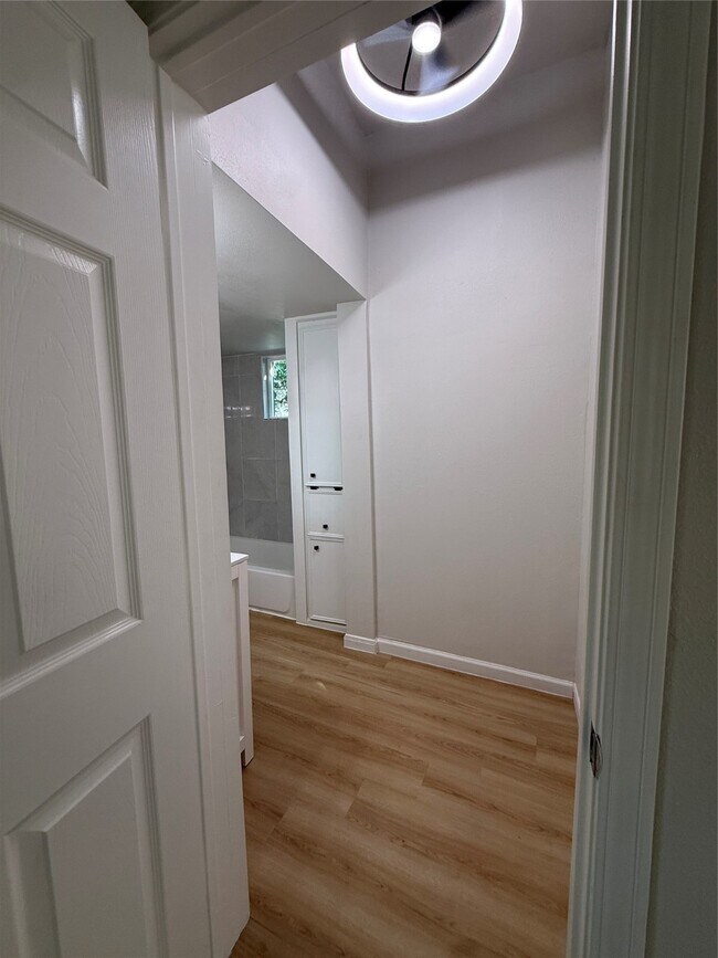 Building Photo - 7427 Avenue I