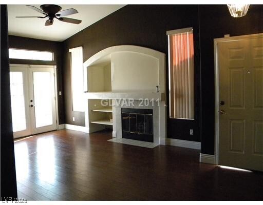 Building Photo - 9836 Double Rock Dr