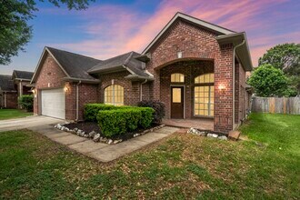 Building Photo - 11403 Sandermeyer Dr