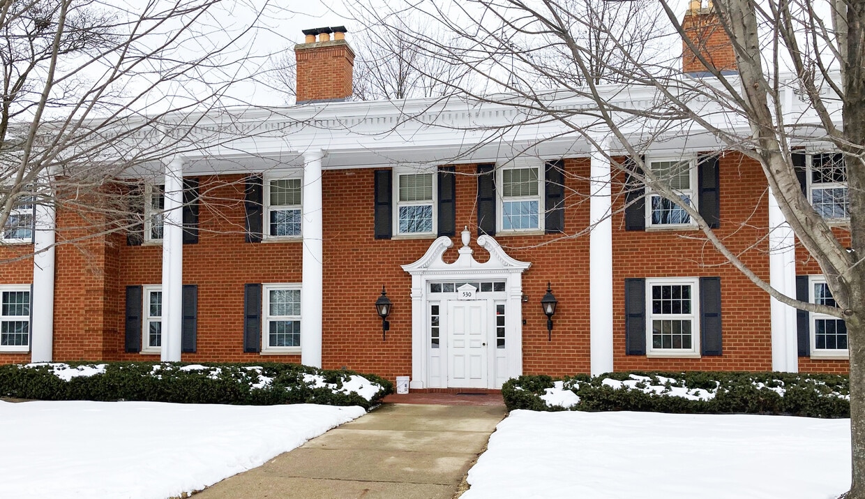 Primary Photo - 530 Devonshire Ln