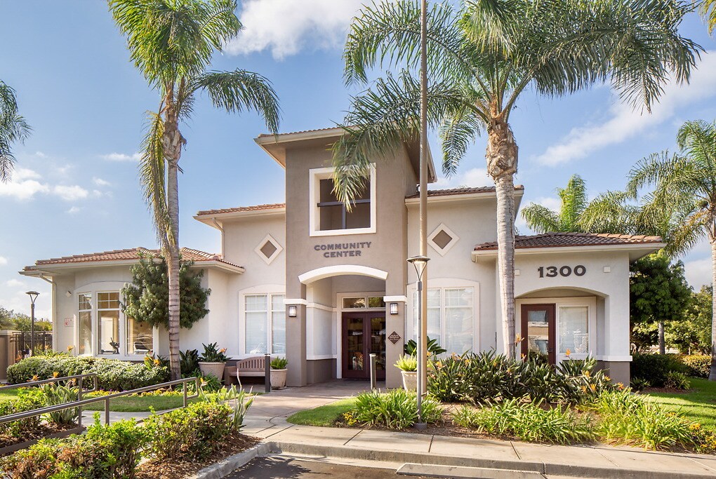Foto principal - Pinnacle at Otay Ranch